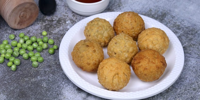 Lilva Kachori