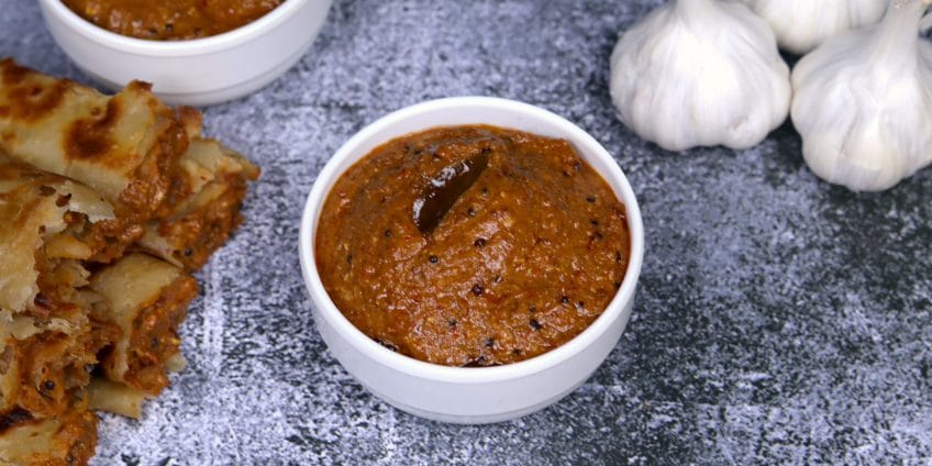dahi garlic chutney