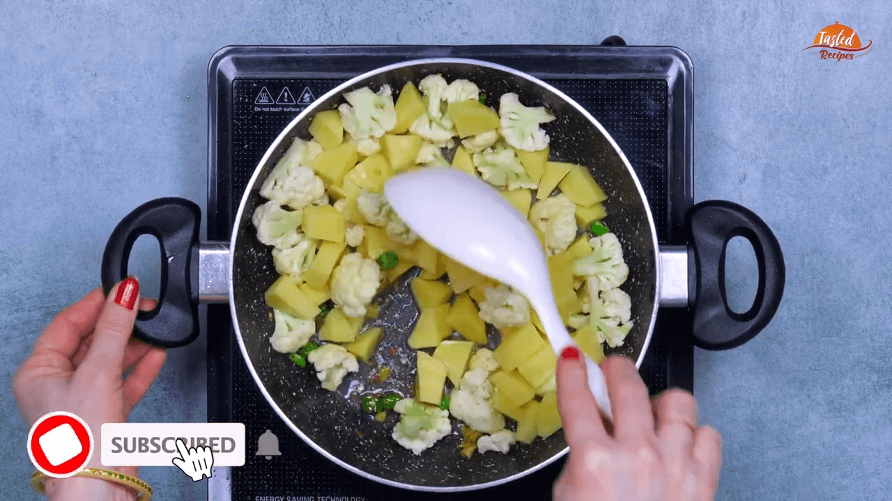 Aloo Gobhi Sabji step-2