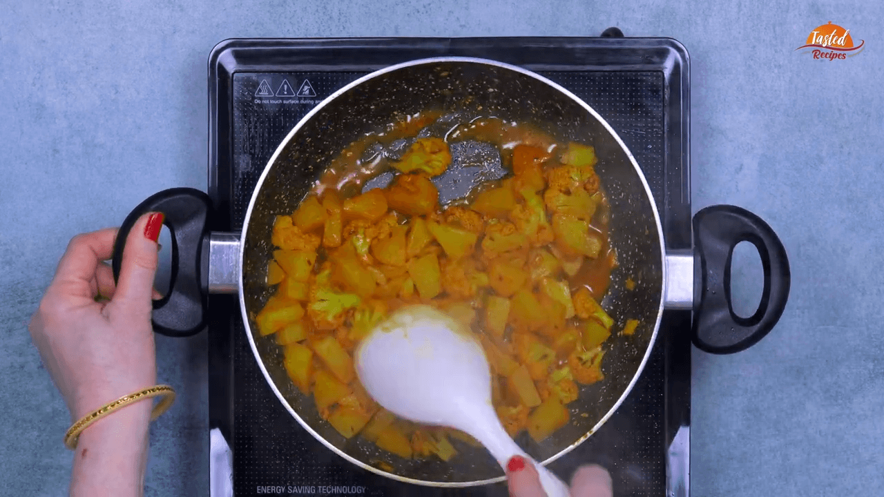 Aloo Gobhi Sabji step-4
