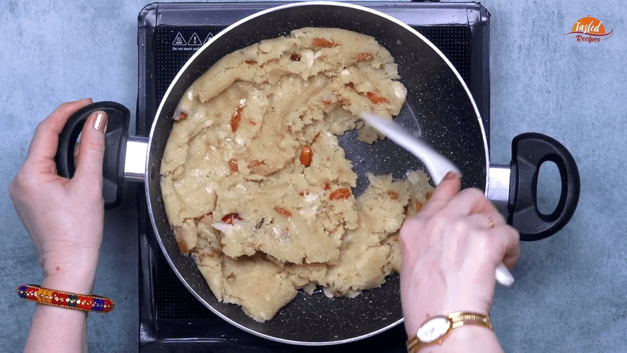 Custard Apple Halwa step-6