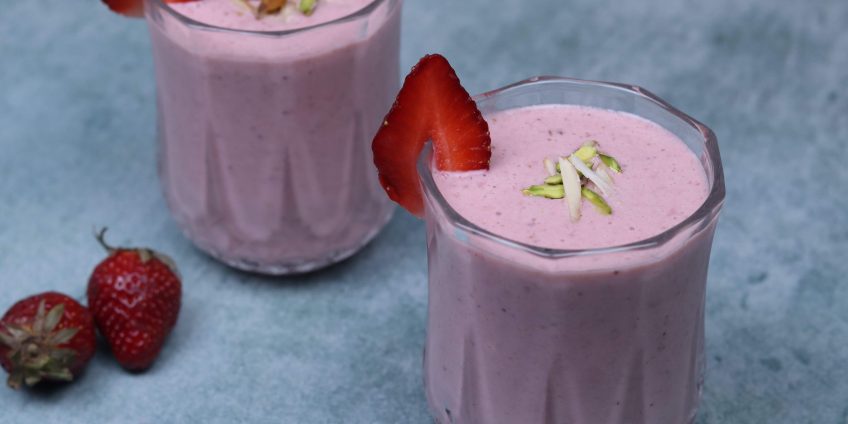Gulkand Strawberry Milkshake