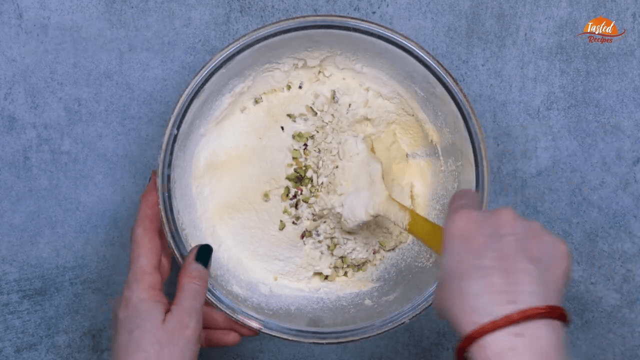 Kaju Pista Cookies step-3