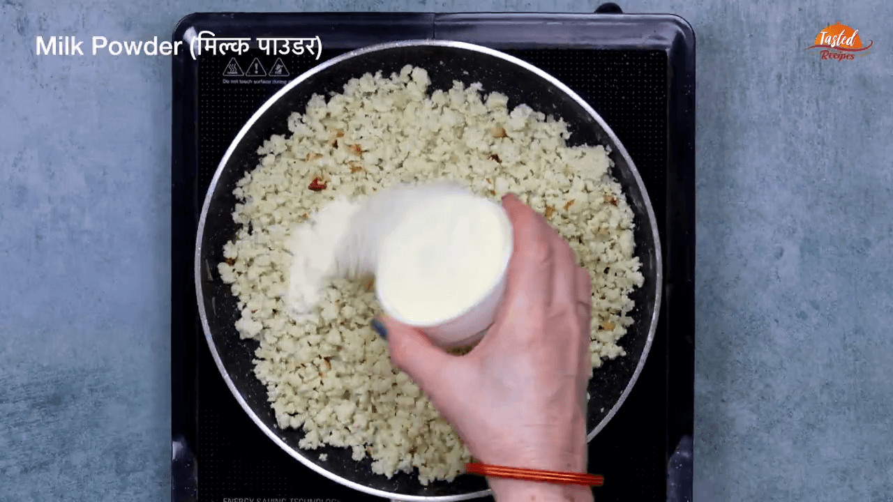 paneer halwa step-4