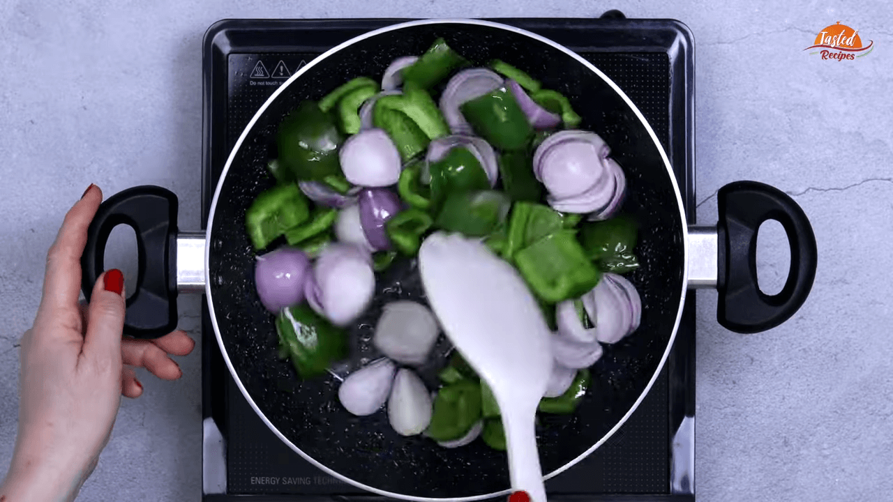 Onion Capsicum Sabji step-1