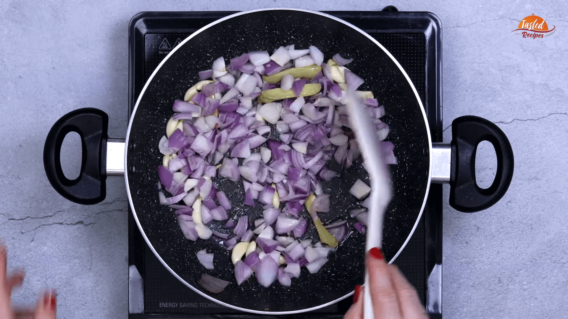 Onion Capsicum Sabji step-2