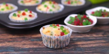 Tutti Frutti Cupcake