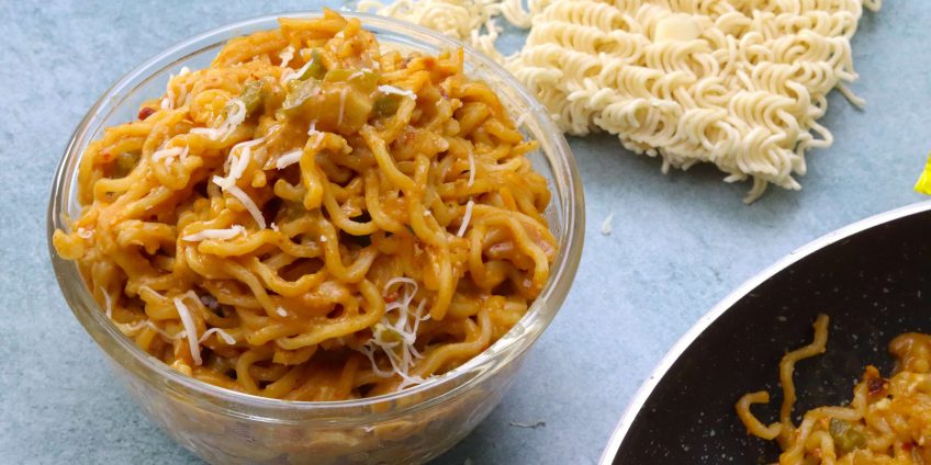 cheese schezwan maggi