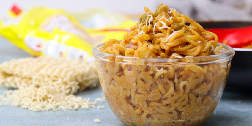 cheese schezwan maggi