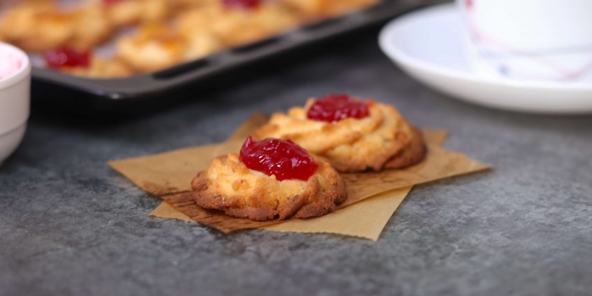 piped butter cookies