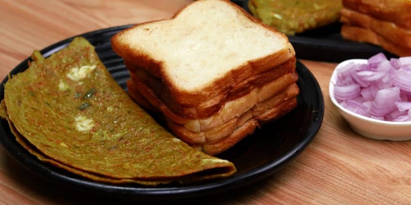 Indian Masala Egg Omellete With Green Chilli Paste