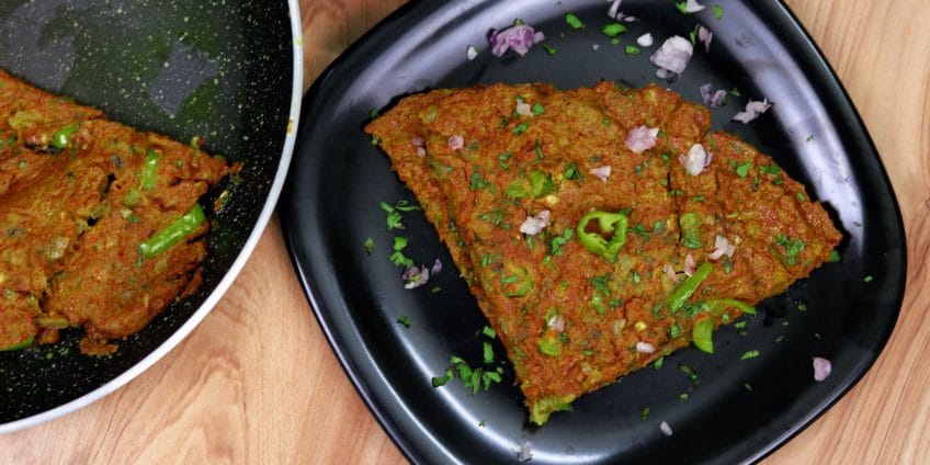 Indian Masala Egg Omellete With Red Chilli Powder