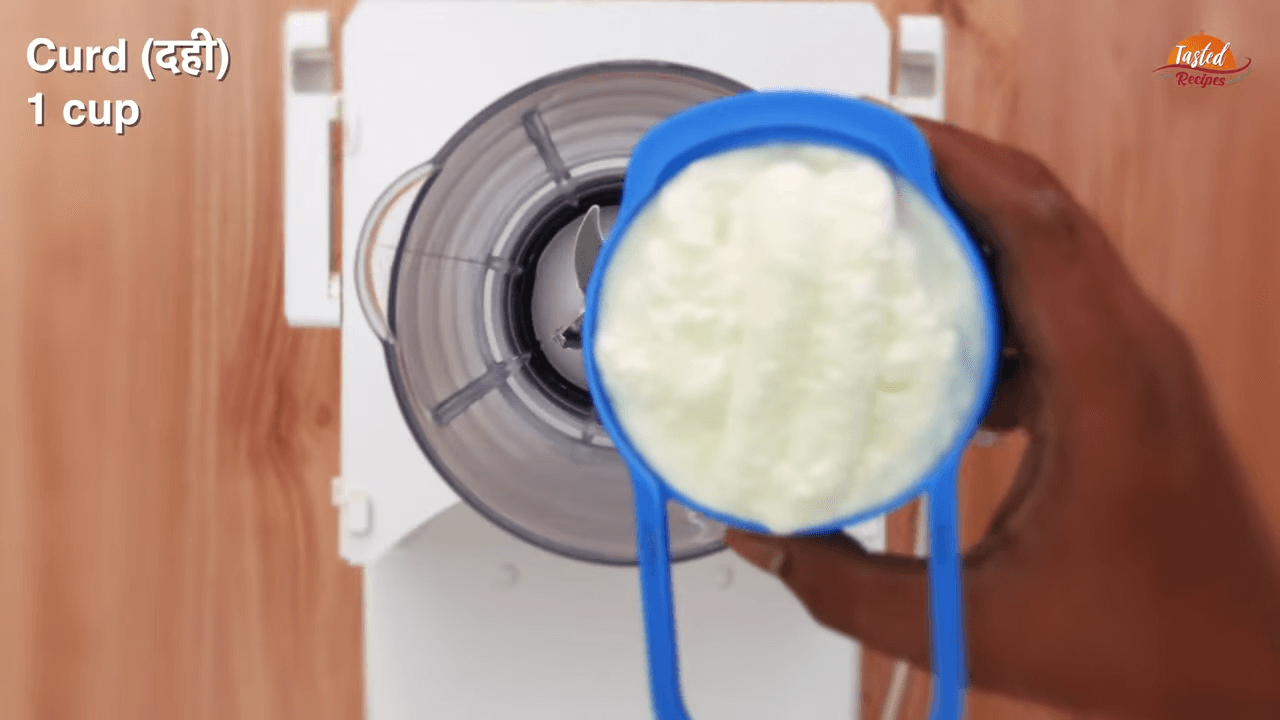 Coconut lassi step 1