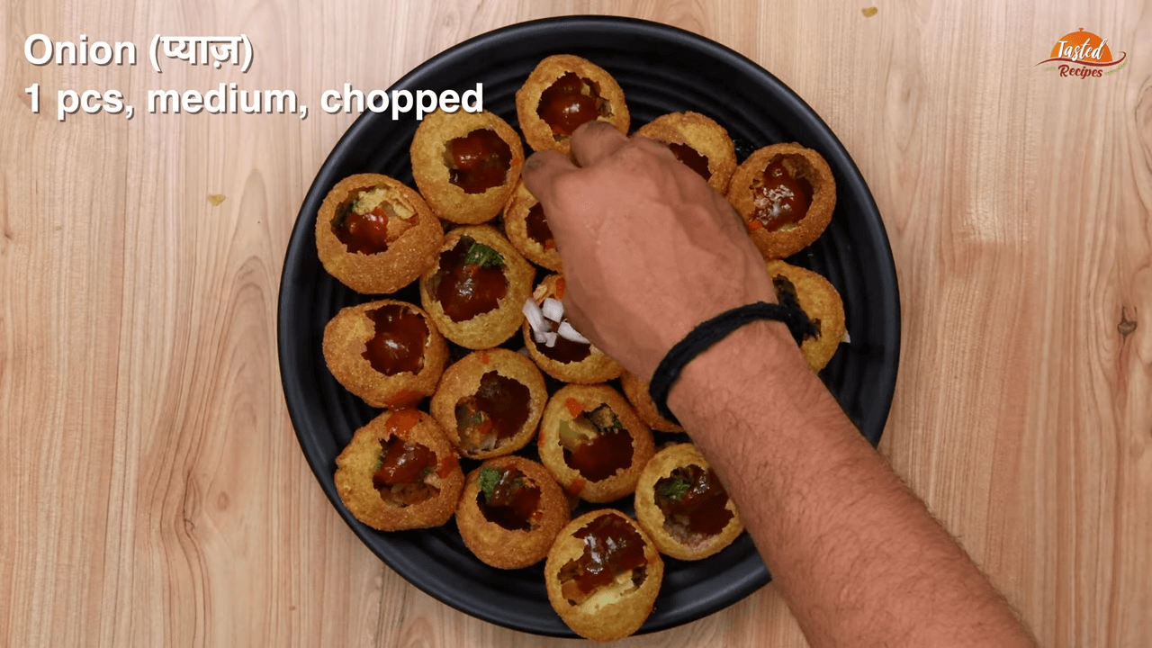 Dahi puri step 7
