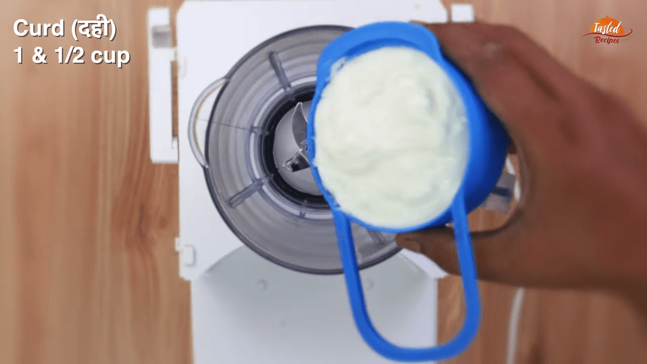 Mix fruit lassi step 1