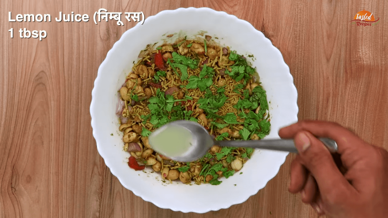 Surti Collegian Bhel step 7