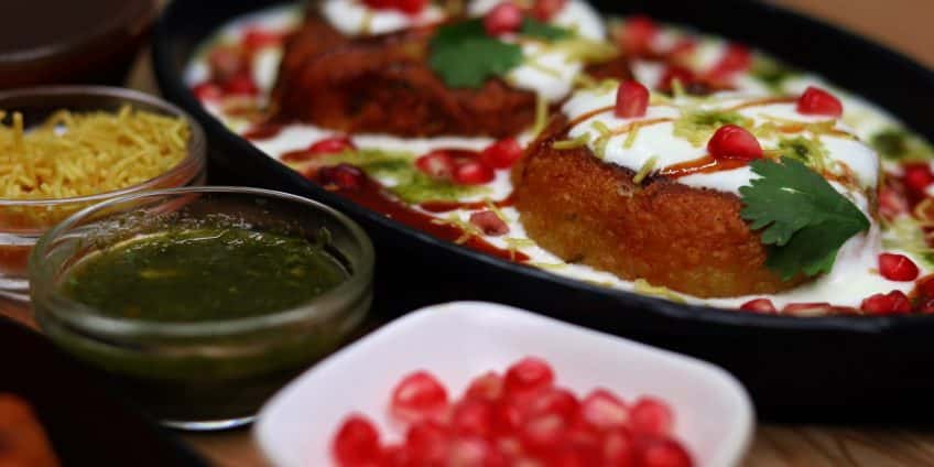 aloo tikki chaat